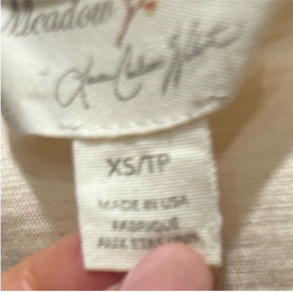 Anthropology Dog Print  Top by watercolor print, tees size XS - Picture 6 of 8